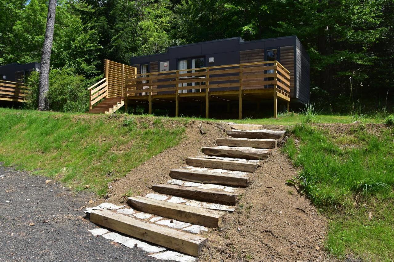 Camping Domaine Du Lac Chambon Murol Exteriör bild