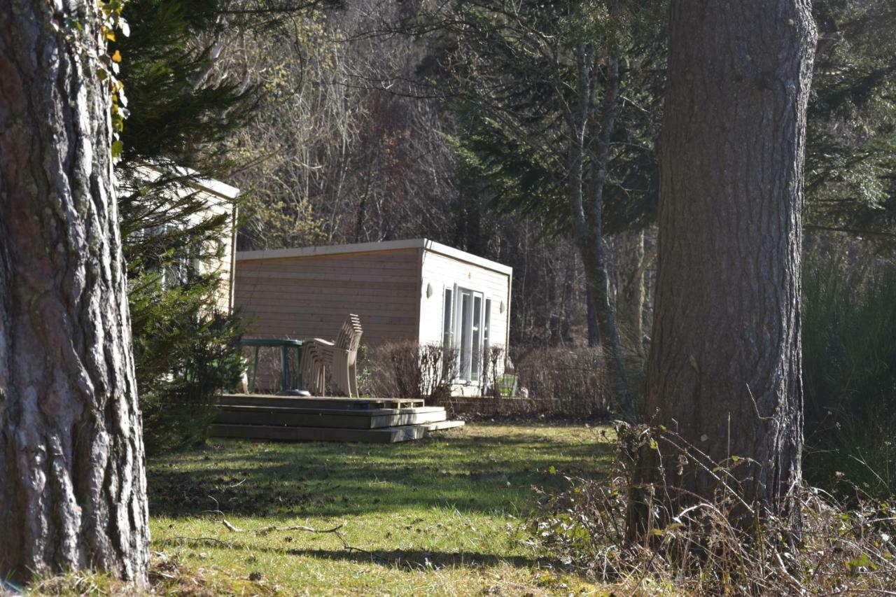 Camping Domaine Du Lac Chambon Murol Exteriör bild